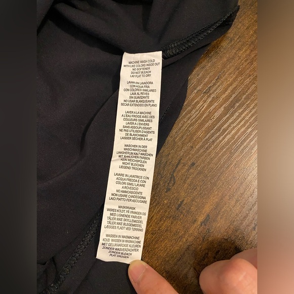 Fabletics long sleeve black fitness top Size XS - Picture 4 of 5